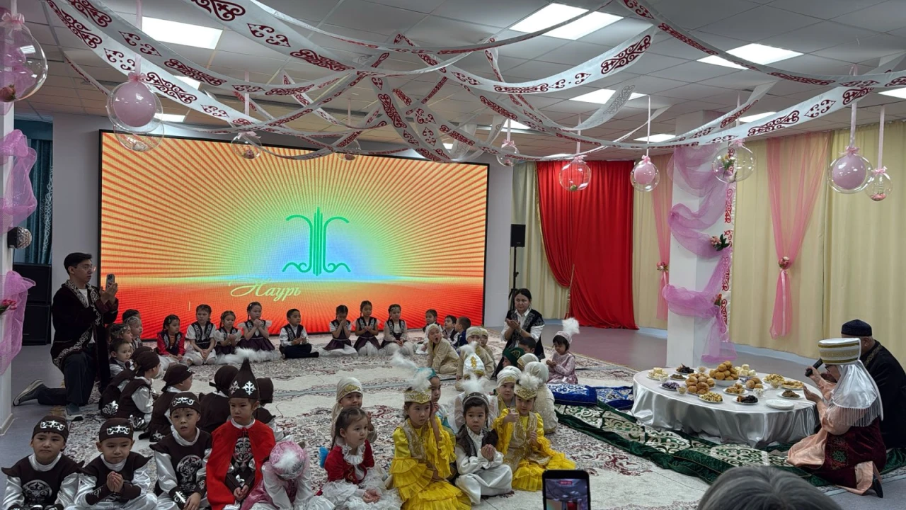 Көрісу күні: Наурыз мерекесі қарсаңында ұрпақтарды біріктіретін дәстүрлер 