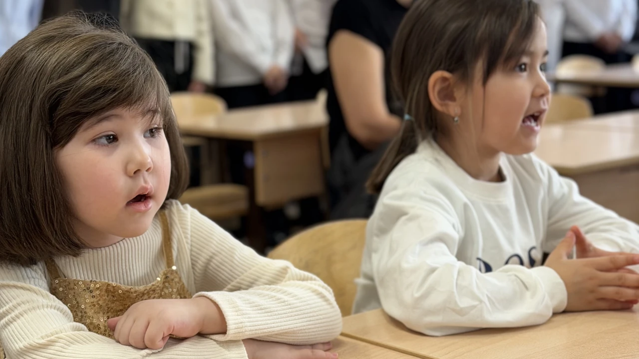 Воспитанники детского сада «Қарлығаш» познакомились со школьной средой в рамках проекта преемственности 