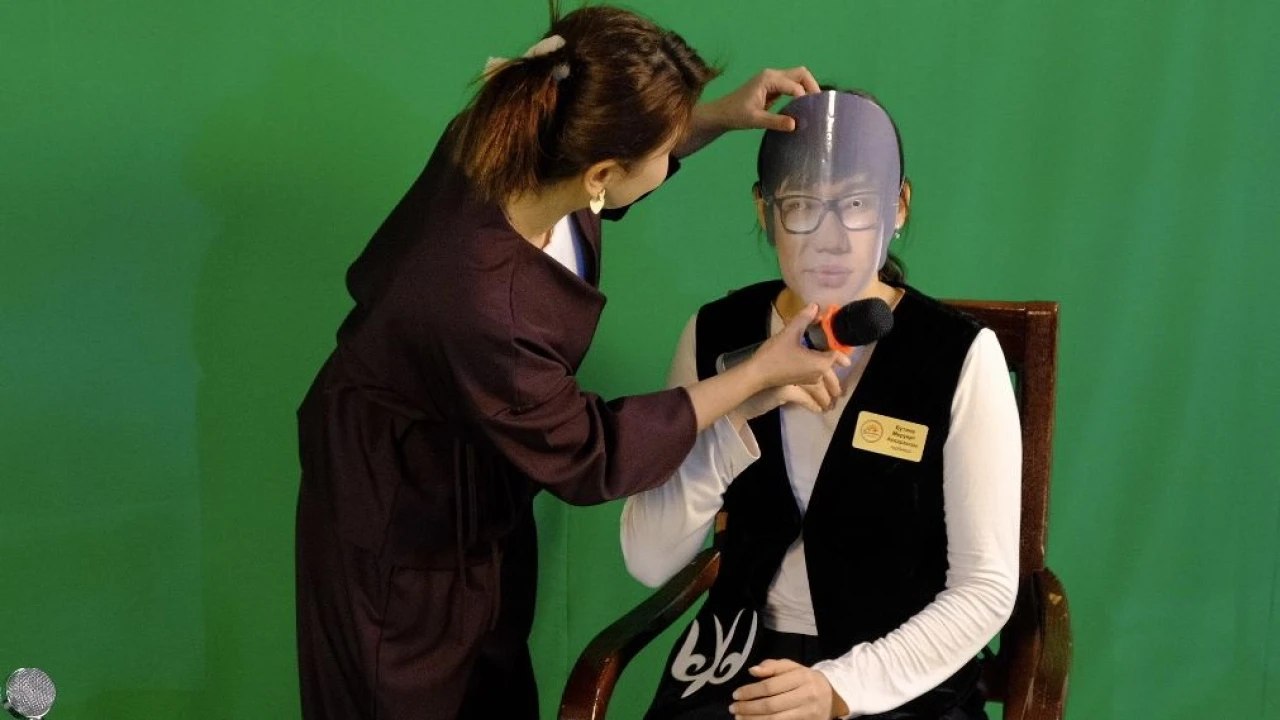 В детском саду «Қарлығаш» состоялся педагогический совет по вопросам применения мультимедийных технологий 