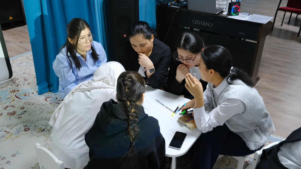 В детском саду «Қарлығаш» прошел практико-ориентированный семинар для педагогов 