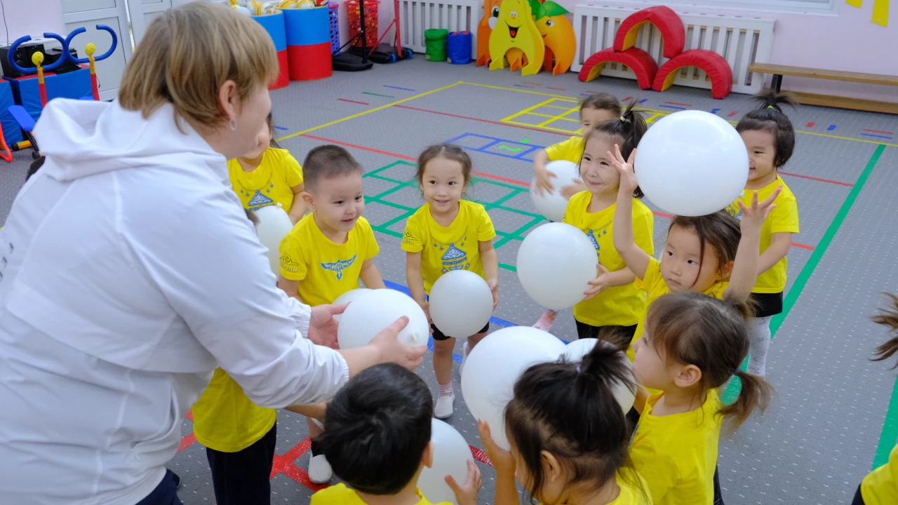 Эмоции как фундамент: как детский сад формирует эмоциональную зрелость и уверенность ребенка 