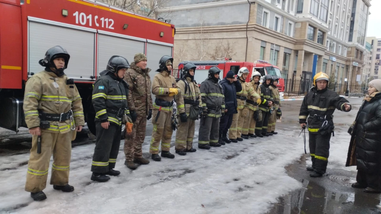 Учение по противопожарной безопасности в детском саду «Қарлығаш» 