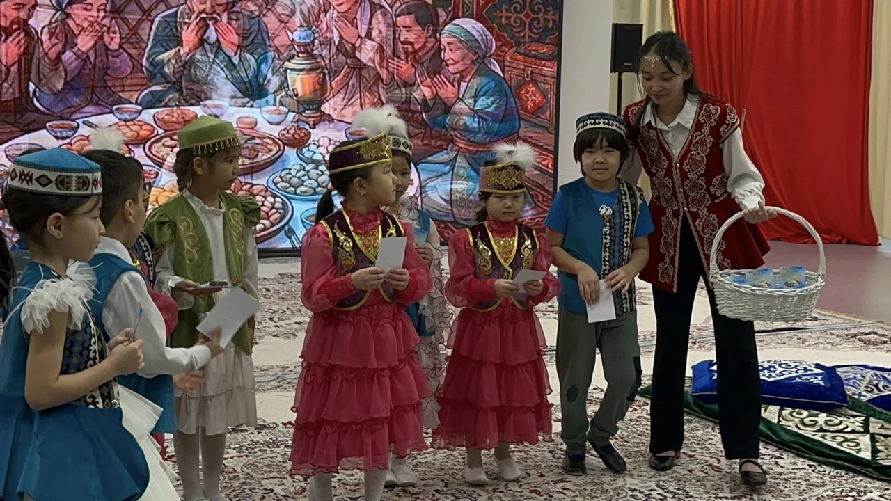 Көрісу күні: Наурыз мерекесі қарсаңында ұрпақтарды біріктіретін дәстүрлер 