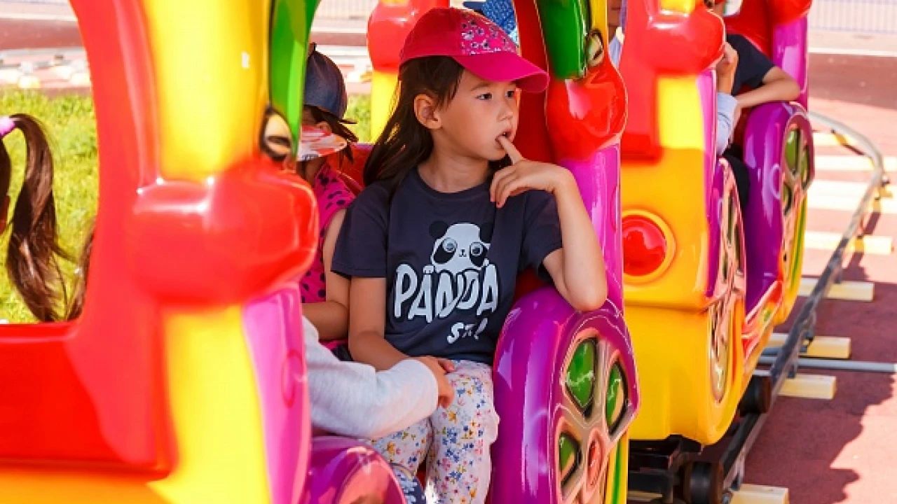 Радиатор арқылы жыныстық қатынас dbltj Порно көру, оның еркіне қарсы трахает