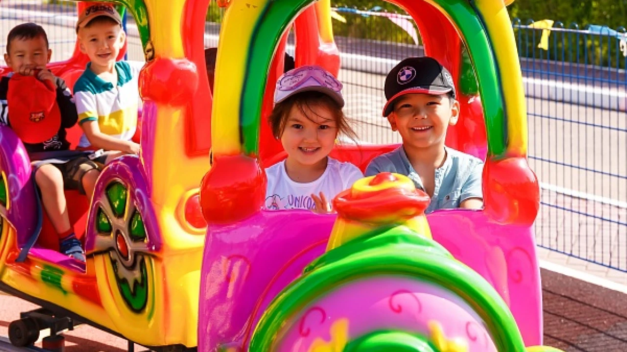 Күтушілер туралы порнофильмдер Жалаңаш азиялық әйелдердің секс фотосуреттері