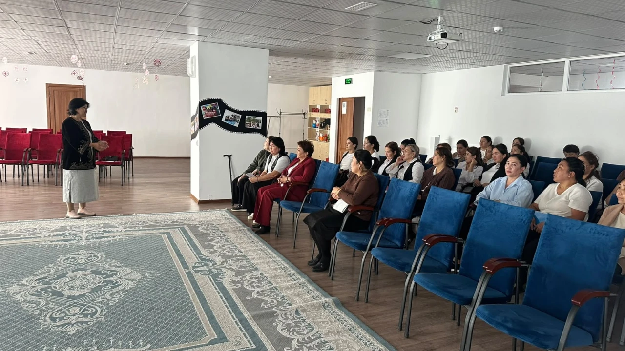 Қазақ тілін тиімді меңгерудің құпиялары: «Қарлығаш» балабақшада практикалық семинар өтті 