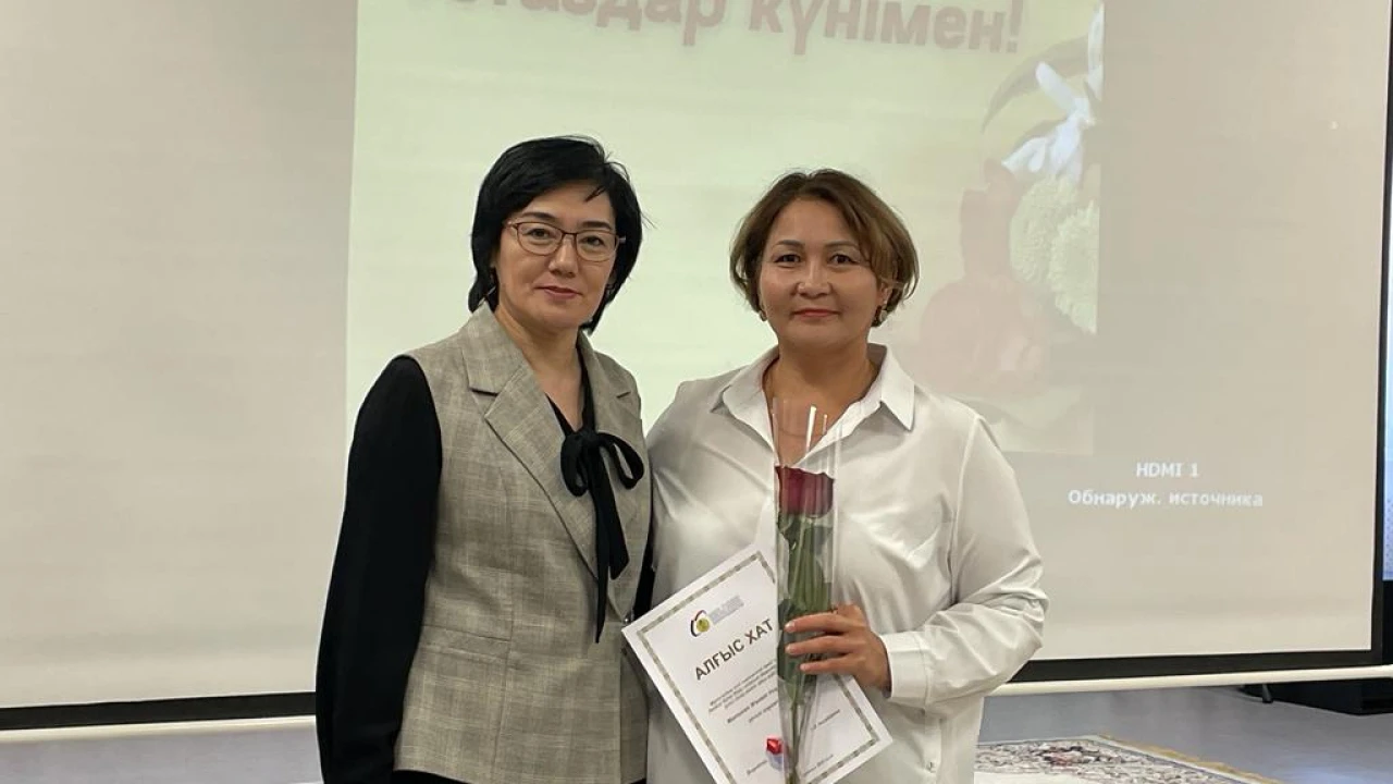 «Қарлығаш» балабақшасында ұстаздар мерекесіне орай мерекелік іс – шара өтті
