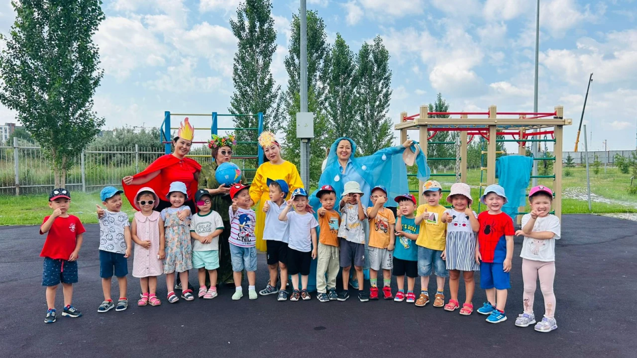 Лето в детском саду «Қарлығаш»: каждый день — новое открытие! 