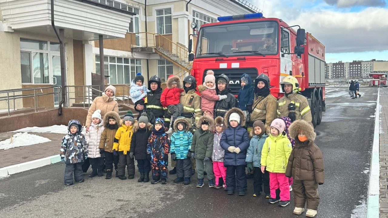 Балаларды ертежастан бастап өртқауіпсіздігі ережелеріне үйретіңіз! 