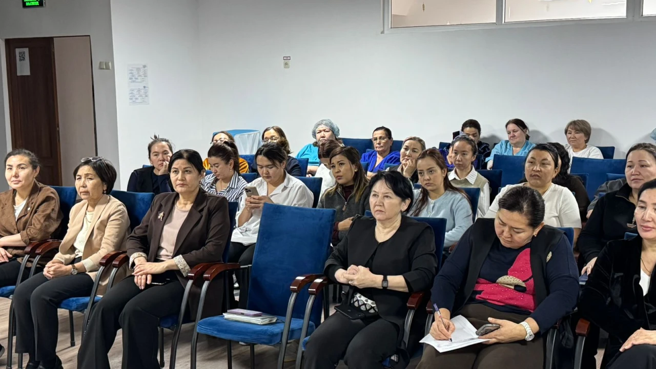 В детском саду «Қарлығаш» проведена информационно-разъяснительная работа по вопросам антикоррупционной политики 