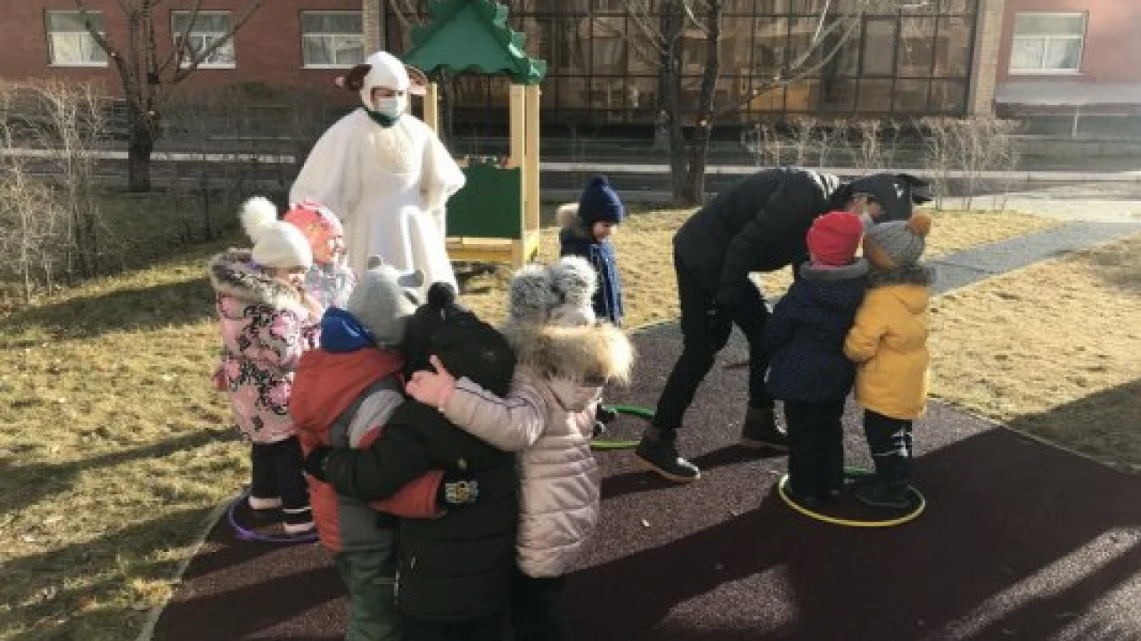 «Ертегі кейіпкерлерімен серуендеу» 